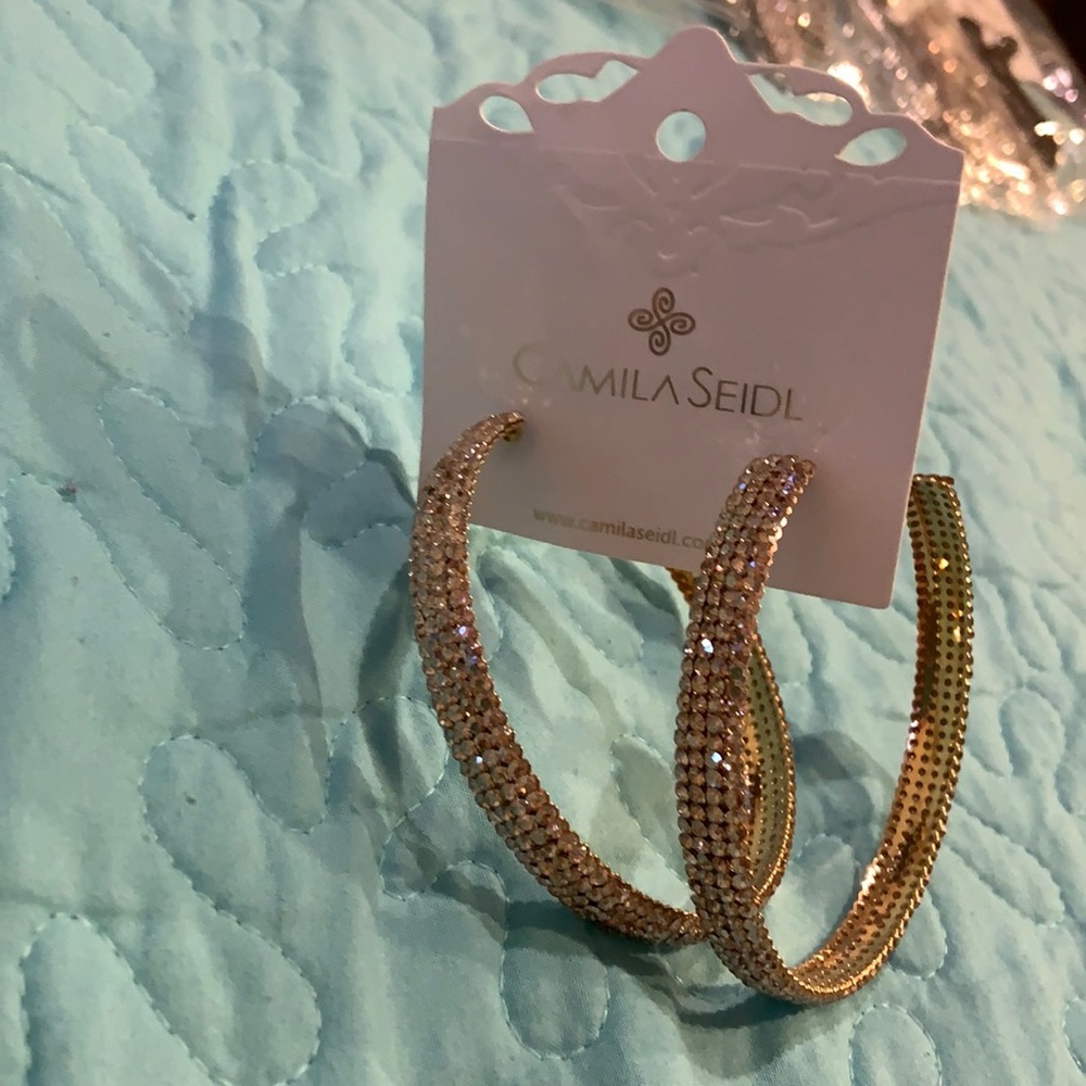 Earings